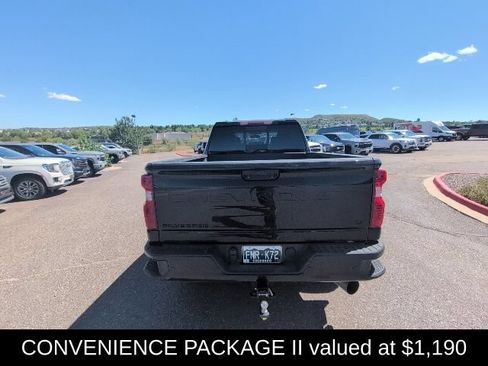 Used 2023 Chevrolet Silverado 2500 LT w/ Midnight Edition AWD/4WD image 7