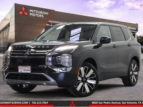 New 2026 Mitsubishi Outlander SE FWD image 1