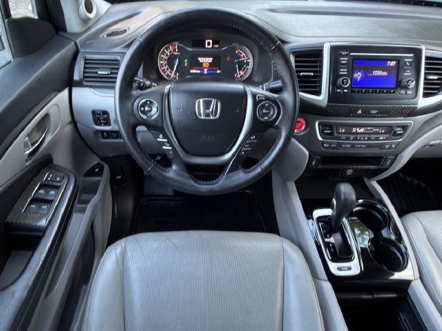 Used 2017 Honda Ridgeline RTL image 12