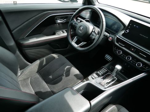 Certified 2025 Acura ADX A-Spec AWD/4WD image 9