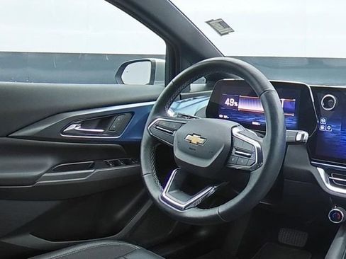 Used 2025 Chevrolet Equinox EV LT w/ Convenience Package FWD image 16
