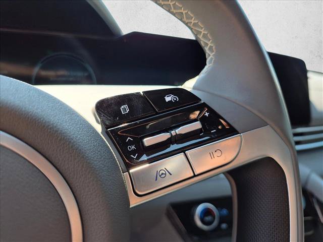 Certified 2025 Hyundai Elantra SEL FWD image 27