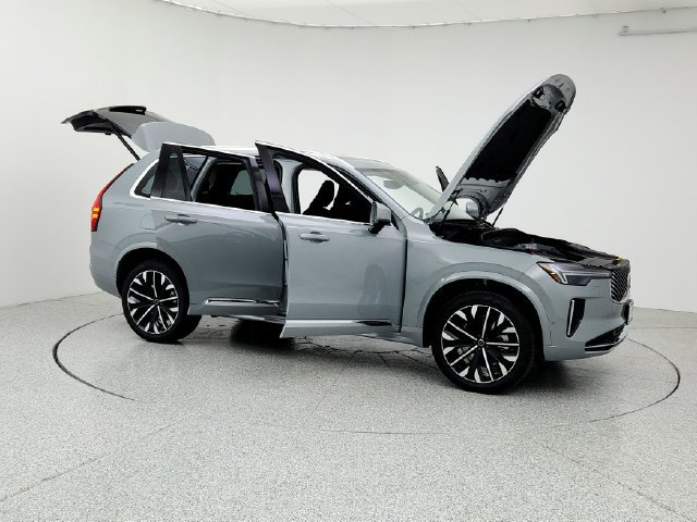 New 2026 Volvo XC90 B6 Plus w/ Protection Package Premier AWD/4WD image 10