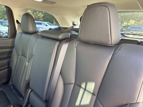 New 2026 Subaru Ascent Premium image 13