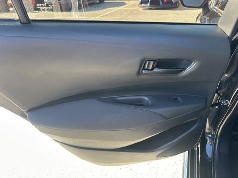 Used 2023 Toyota Corolla LE image 23