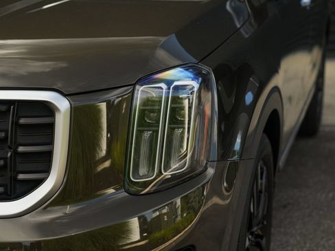 Used 2023 Kia Telluride SX Prestige AWD/4WD image 7