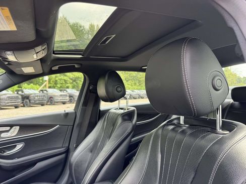 Used 2023 Mercedes-Benz E 350 4MATIC Sedan image 15