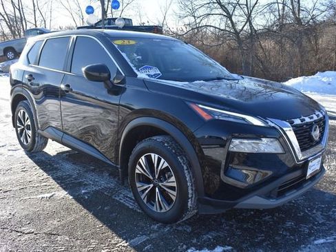 Used 2023 Nissan Rogue SV image 10