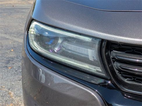 Used 2018 Dodge Charger R/T w/ Blacktop Package image 9