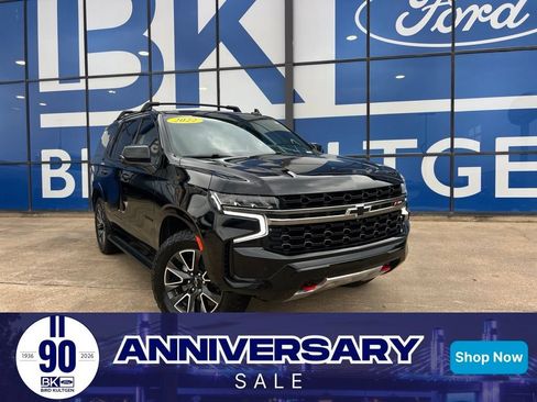 Used 2022 Chevrolet Tahoe Z71 w/ Luxury Package AWD/4WD image 1