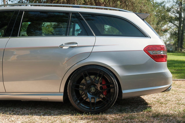 Used 2012 Mercedes-Benz E 63 AMG Wagon image 5