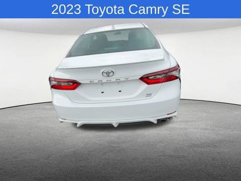 Used 2023 Toyota Camry SE AWD/4WD image 8