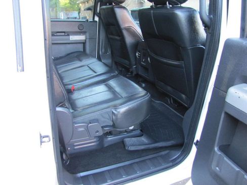 Used 2015 Ford F250 Lariat w/ Lariat Ultimate Package image 16