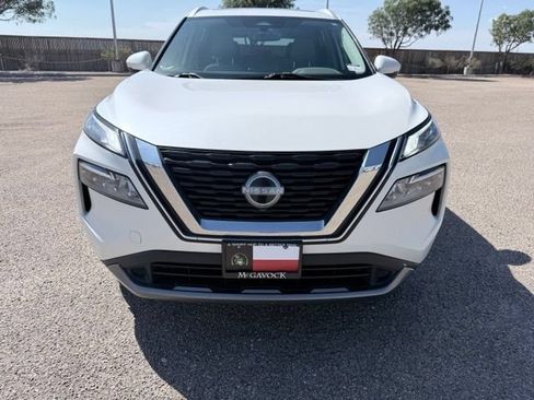 Certified 2023 Nissan Rogue SL FWD image 3