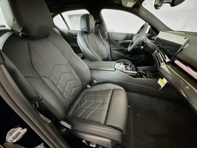 New 2027 BMW 550e xDrive w/ Premium Package AWD/4WD image 29