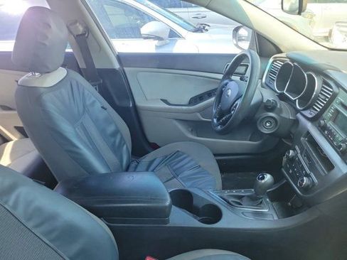 Used 2013 Kia Optima LX FWD image 2