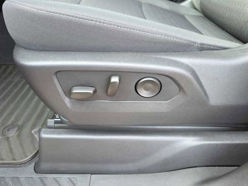 New 2026 Chevrolet Silverado 1500 Custom image 17