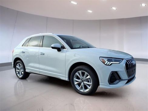 New 2025 Audi Q3 2.0T Premium image 1