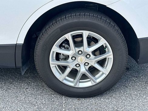 Certified 2023 Chevrolet Equinox LT FWD image 12
