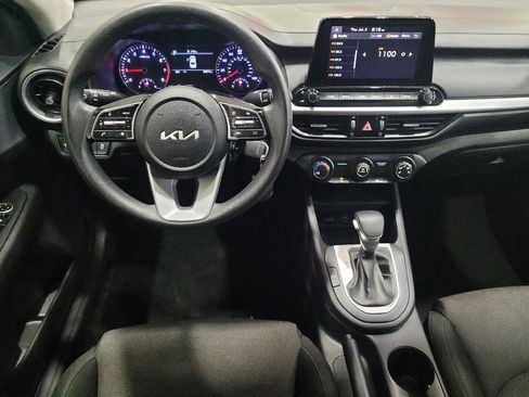 Used 2022 Kia Forte LXS FWD image 22