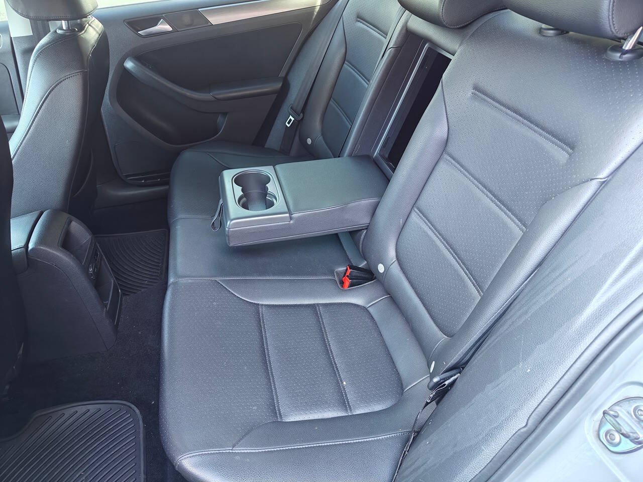 Used 2014 Volkswagen Jetta TDI FWD image 10