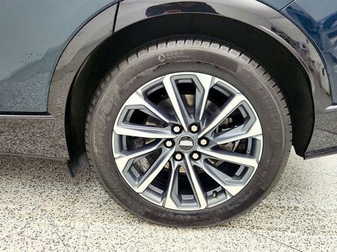 Used 2024 Cadillac Lyriq Sport image 9