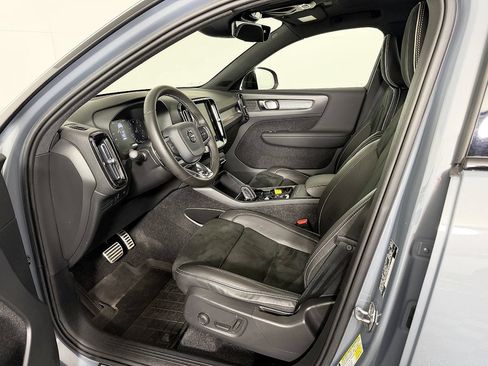 Used 2020 Volvo XC40 T5 R-Design w/ Protection Package Premier AWD/4WD image 34