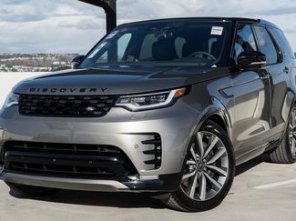 Used 2025 Land Rover Discovery Dynamic SE video 1