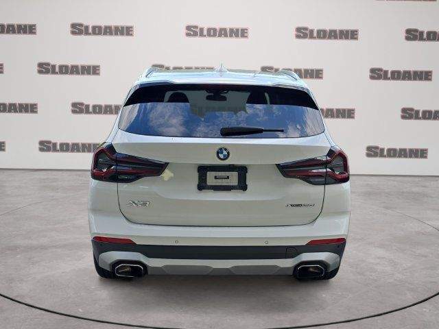 Used 2023 BMW X3 xDrive30i w/ Premium Package AWD/4WD image 4