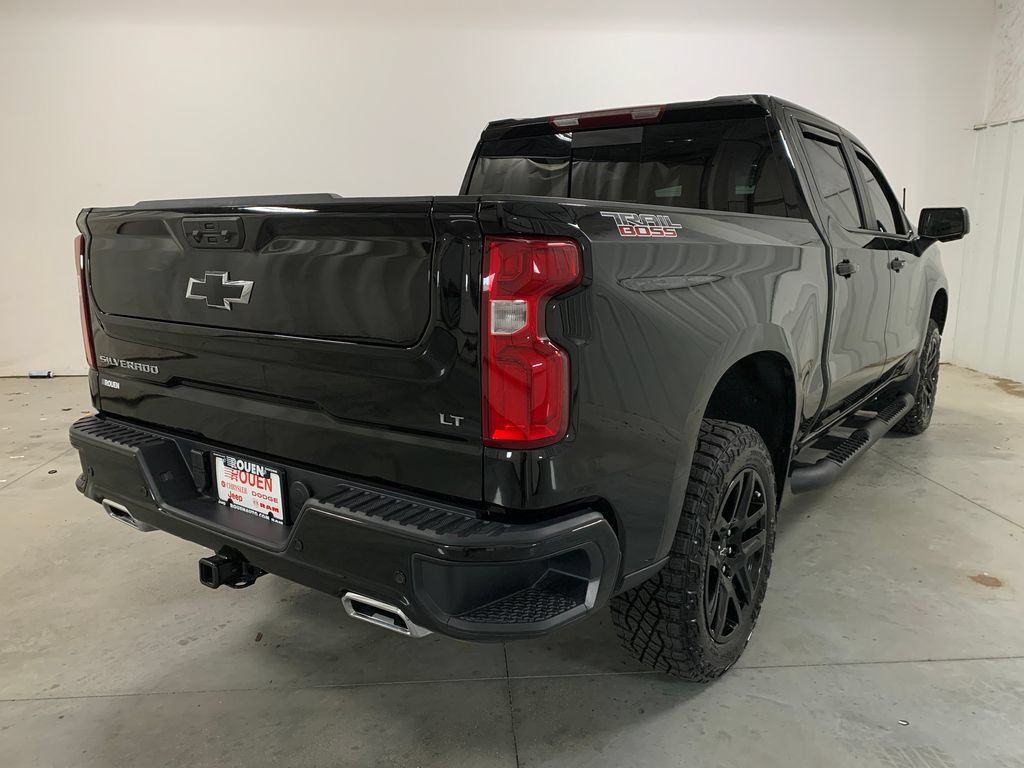 Used 2026 Chevrolet Silverado 1500 LT Trail Boss w/ LT Trail Boss Premium Package AWD/4WD image 9