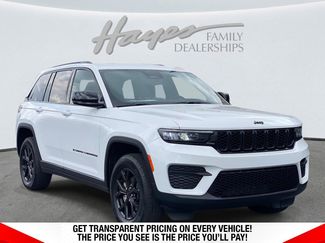 Used 2024 Jeep Grand Cherokee Altitude AWD/4WD video 1