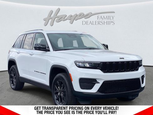 Used 2024 Jeep Grand Cherokee Altitude AWD/4WD image 1