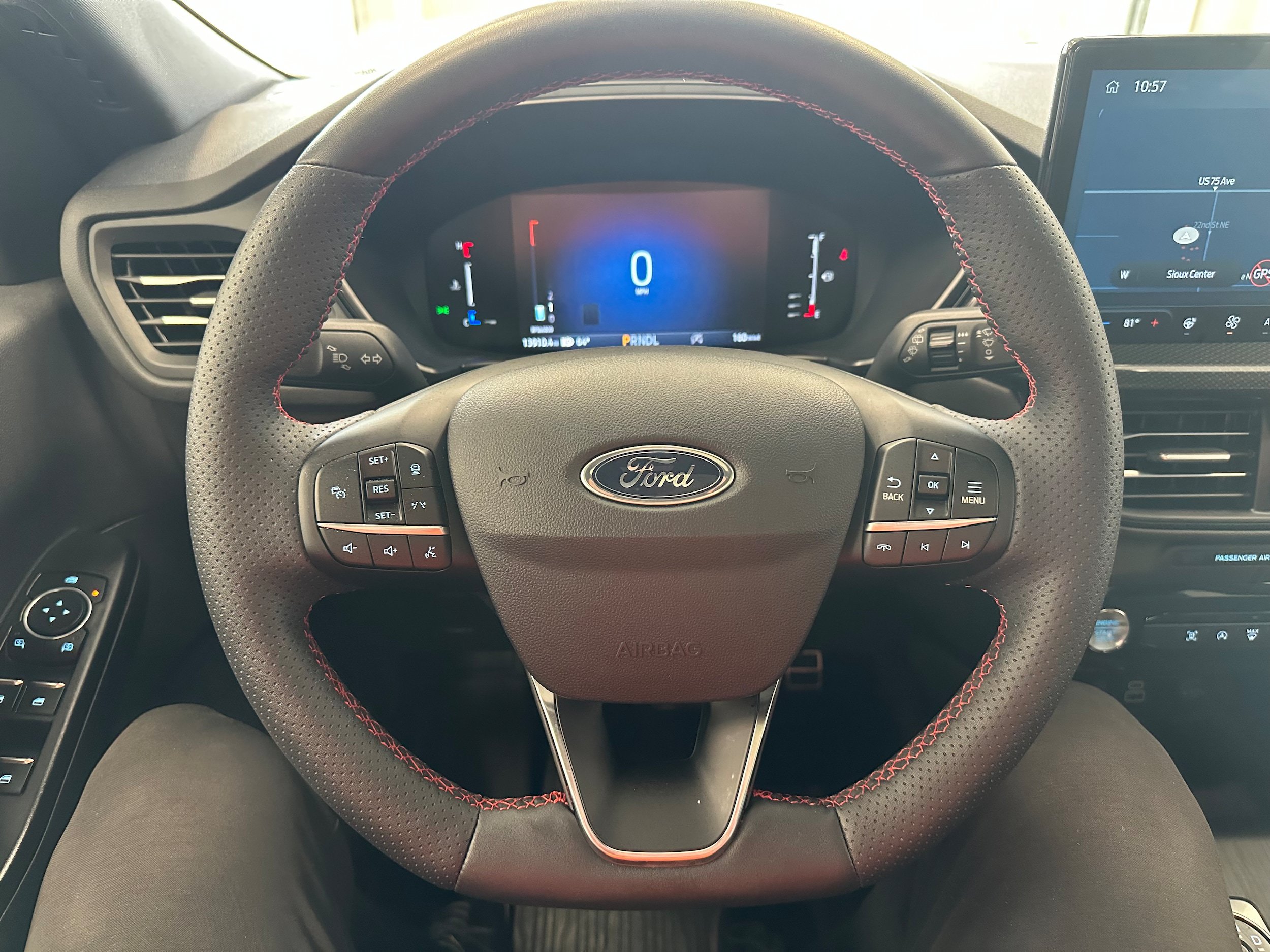 Used 2024 Ford Escape ST-Line w/ Tech Pack #1 AWD/4WD image 22