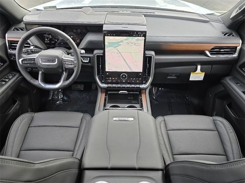 New 2026 GMC Yukon XL Denali w/ Sun & Power Step Package image 27