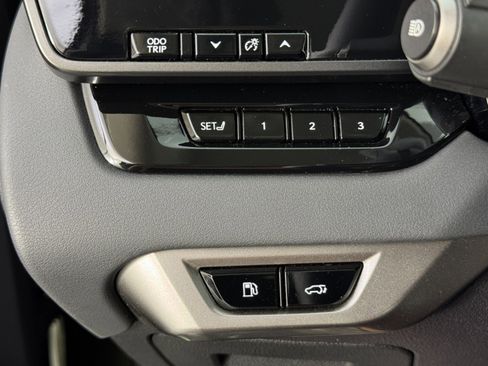 Used 2024 Lexus RX 350 RX 350h Luxury w/ Convenience Package image 18