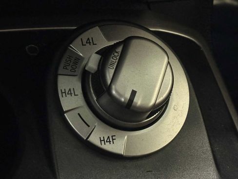 Used 2018 Toyota 4Runner Limited image 16