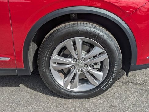 Used 2023 Acura MDX FWD image 11