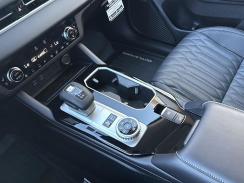 New 2026 Mitsubishi Outlander 4WD Plug-In Hybrid image 20