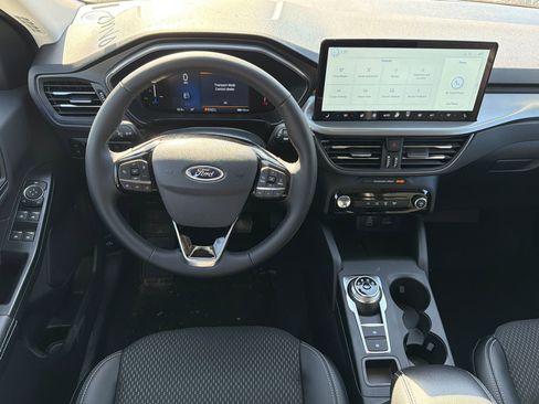 New 2026 Ford Escape SE image 19