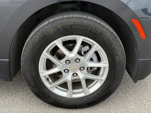 Used 2023 Chevrolet Equinox LT image 6