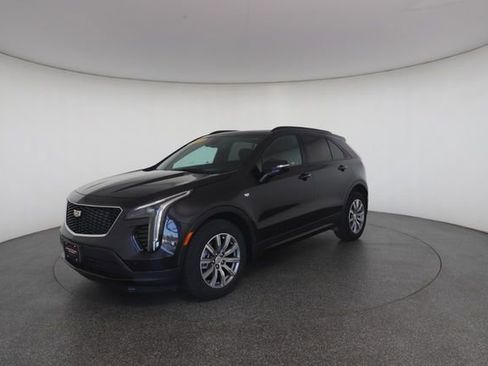 Used 2023 Cadillac XT4 Sport w/ Sun And Sound Package image 3