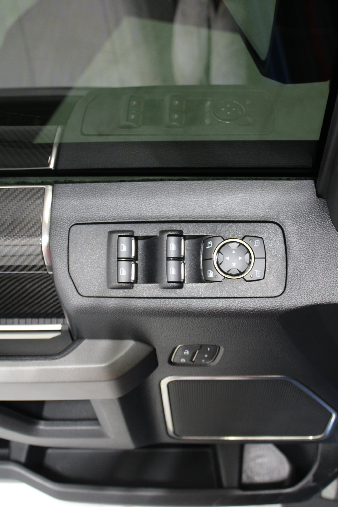 Used 2019 Ford F150 Raptor w/ Equipment Group 802A Luxury AWD/4WD image 44