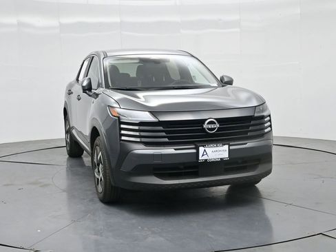 Used 2025 Nissan Kicks SV FWD image 24