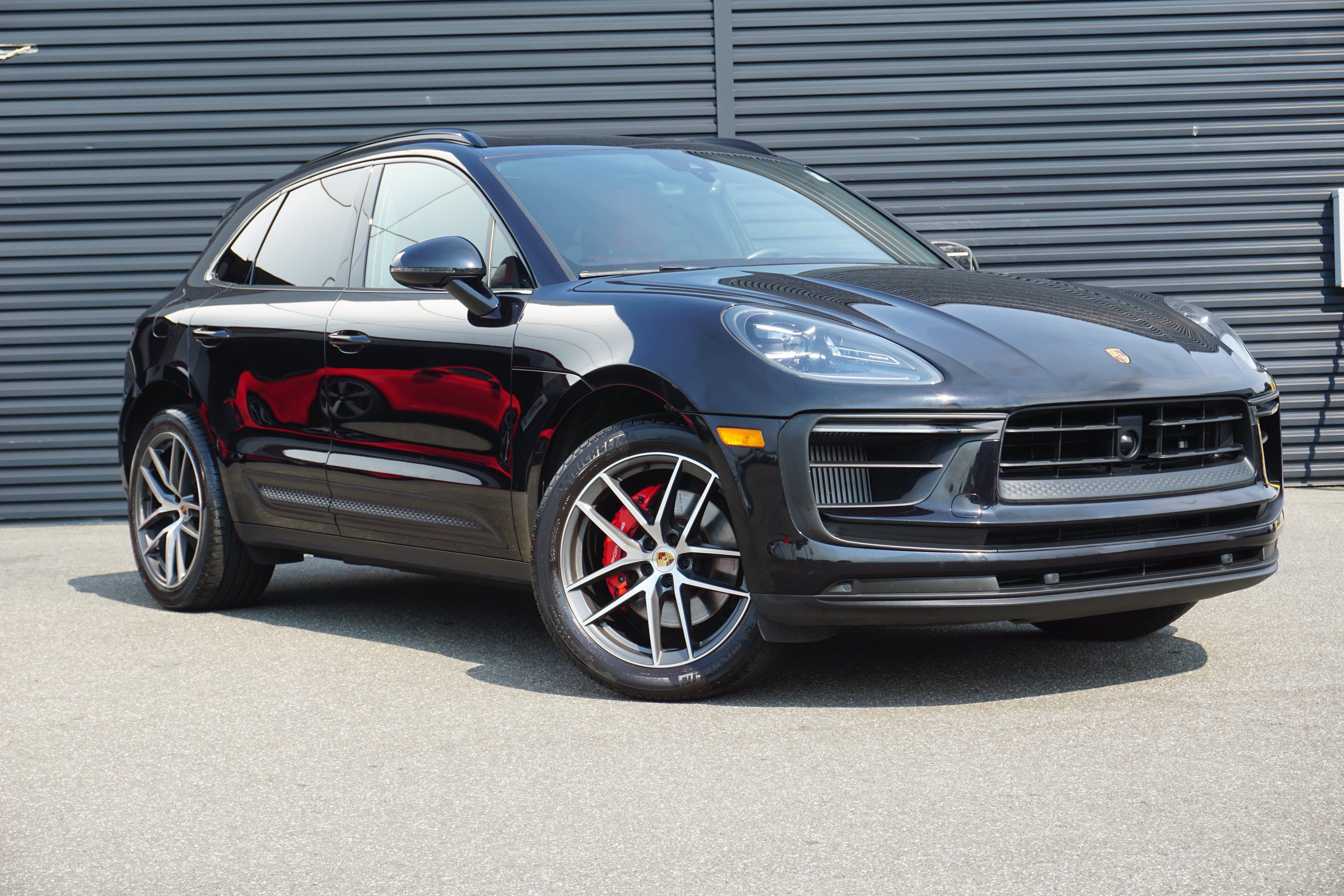 Certified 2023 Porsche Macan S AWD/4WD image 10