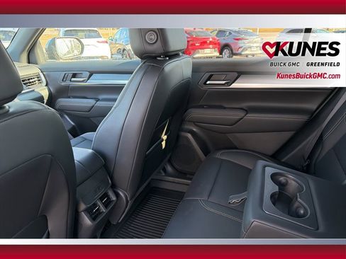 New 2026 GMC Terrain Elevation w/ Elevation Premium Package image 34