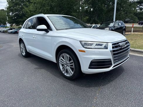 Used 2018 Audi Q5 2.0T Premium Plus w/ Premium Plus Package AWD/4WD image 7