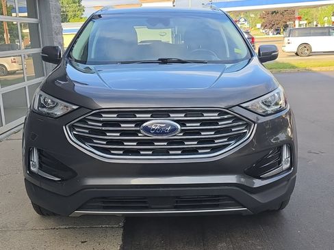 Used 2019 Ford Edge SEL w/ Equipment Group 201A AWD/4WD image 2
