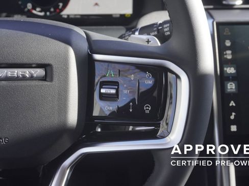 Used 2025 Land Rover Discovery Sport S image 13
