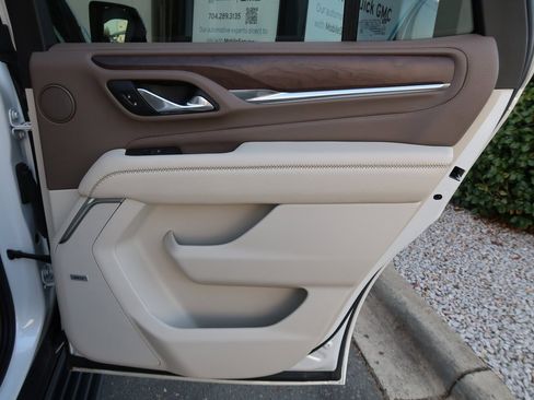 Certified 2021 GMC Yukon Denali w/ Denali Ultimate Package image 36