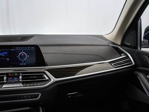 Used 2020 BMW X7 xDrive40i w/ Premium Package AWD/4WD image 5